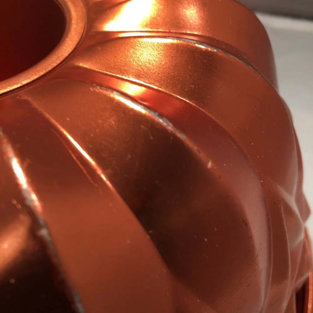 Vintage copper‎ jello or cake mold